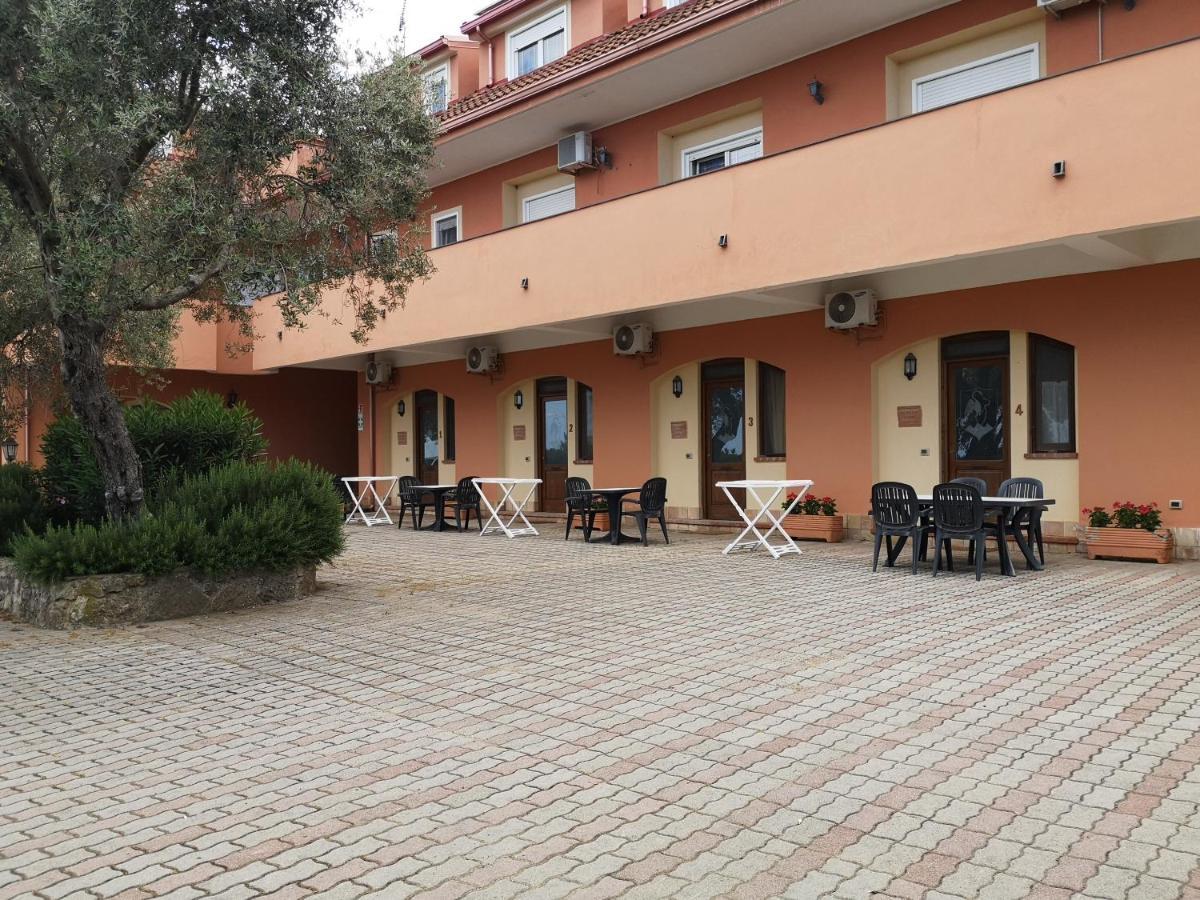 Agriturismo Catena Ciro Екстериор снимка