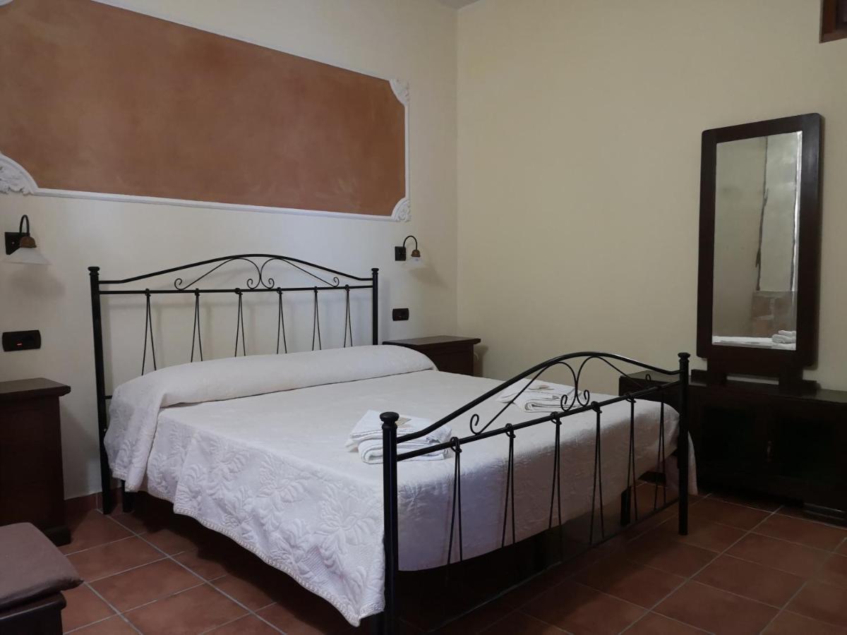 Agriturismo Catena Ciro Екстериор снимка